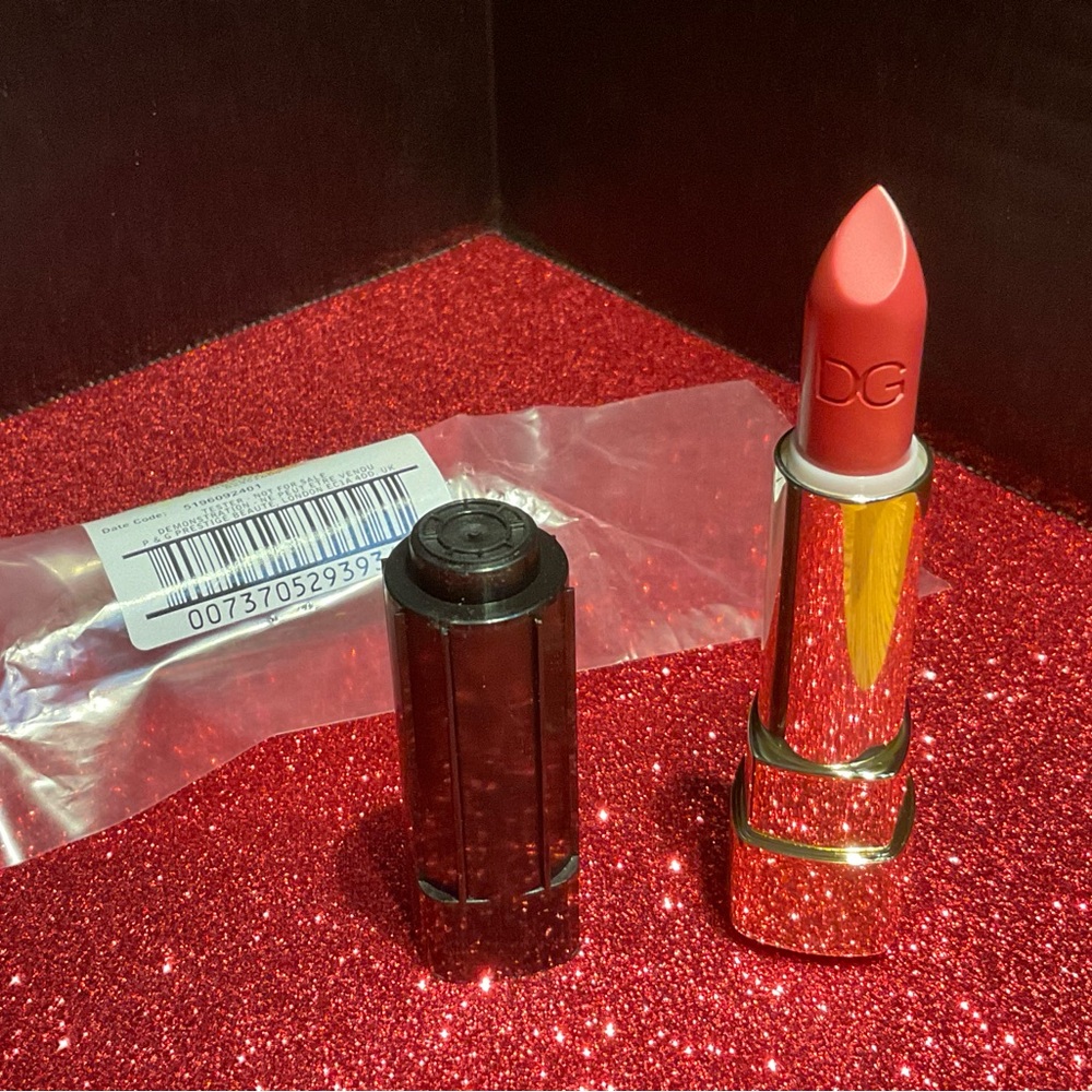 Dolce & Gabbana Classic Cream Lipstick in SUBLIME #410